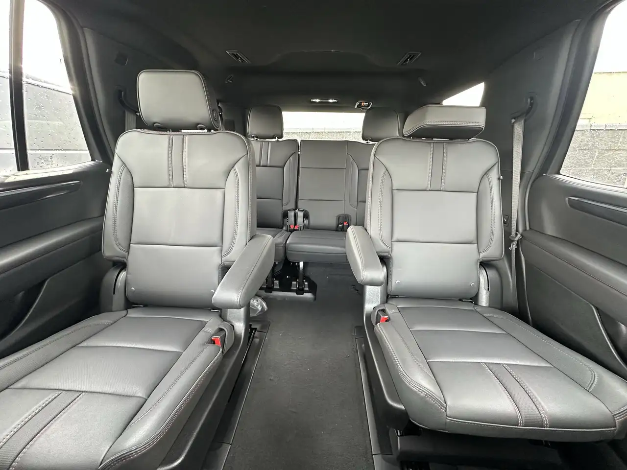 Chevrolet Tahoe снимка Chevrolet Tahoe