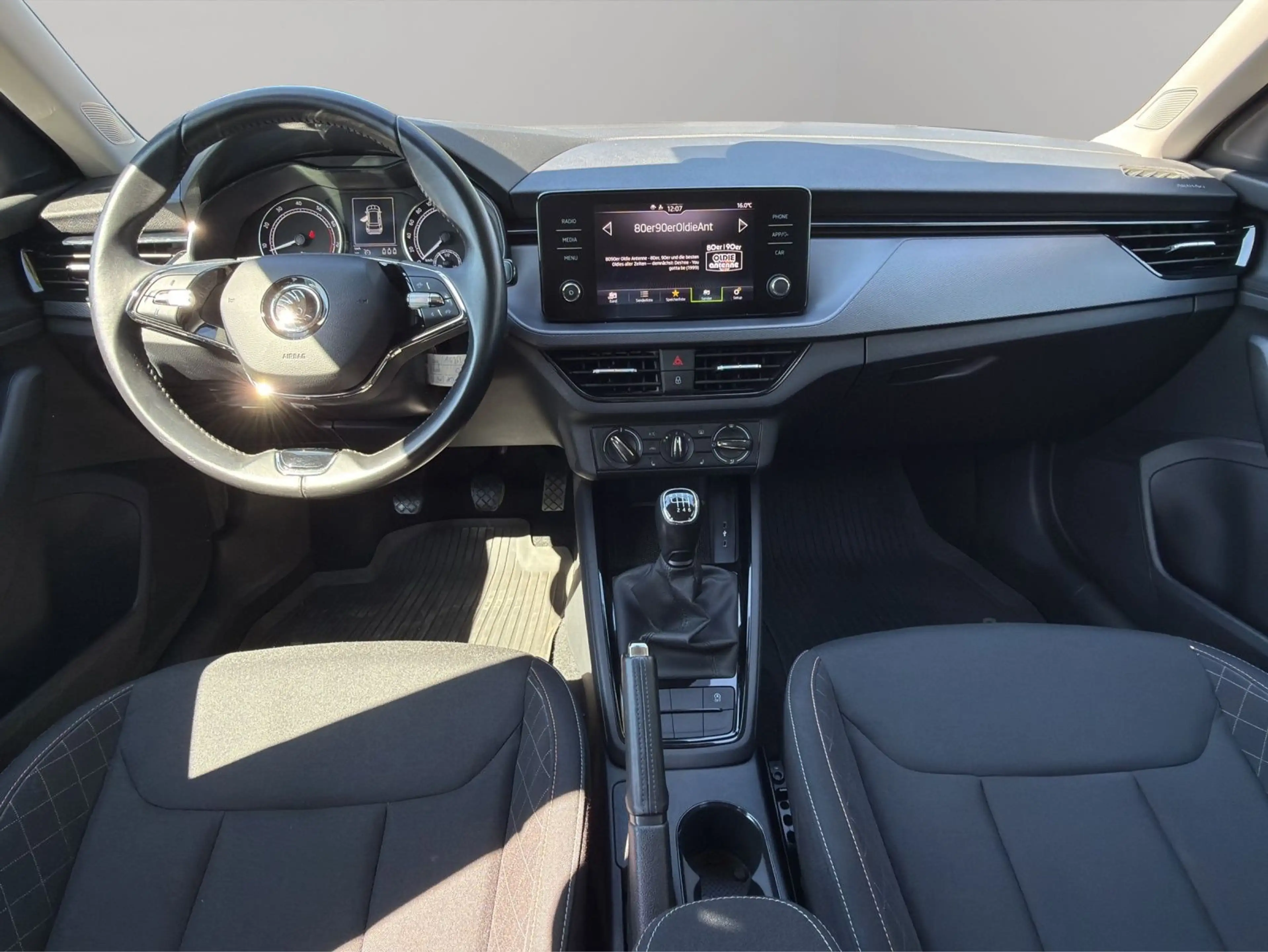 Skoda Kamiq 1.5 TSI Ambition LED+SITZHZG+TEMPOMAT+DAB+ — photo 14