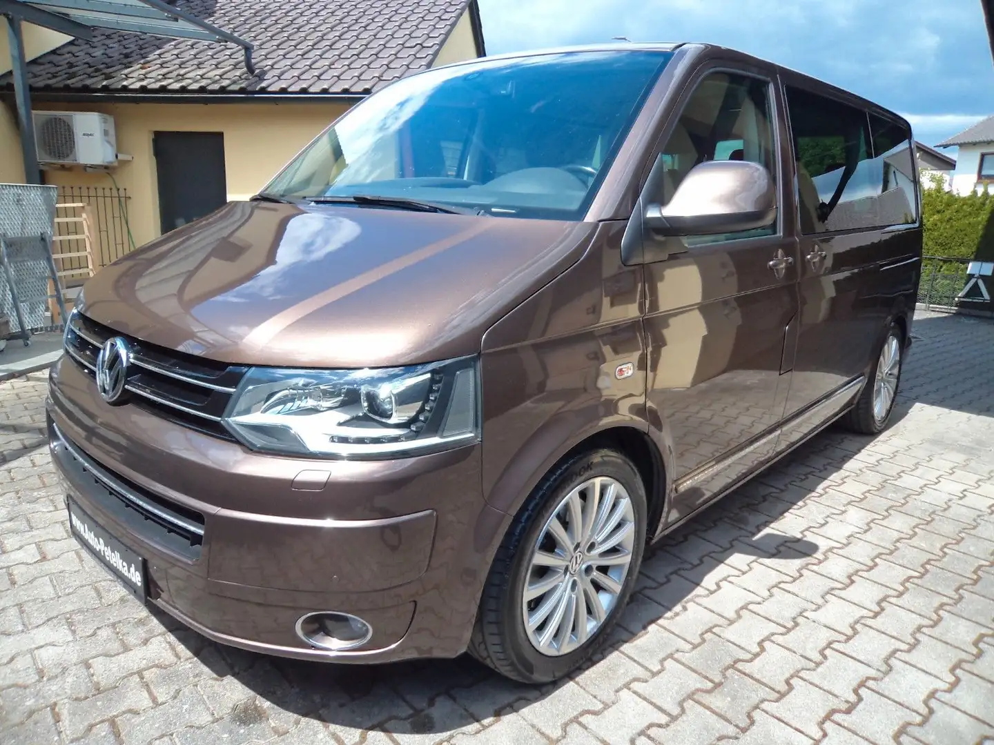 Volkswagen T5 Multivan Sport+Highline/Standhzg/Kam/Navi/2.H Коричневий - 1