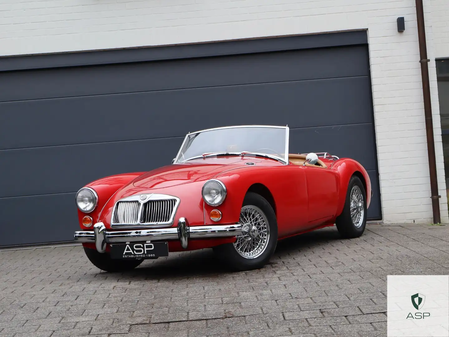 MG MGA Cabriolet in Rood tweedehands in Brasschaat voor € 29.950