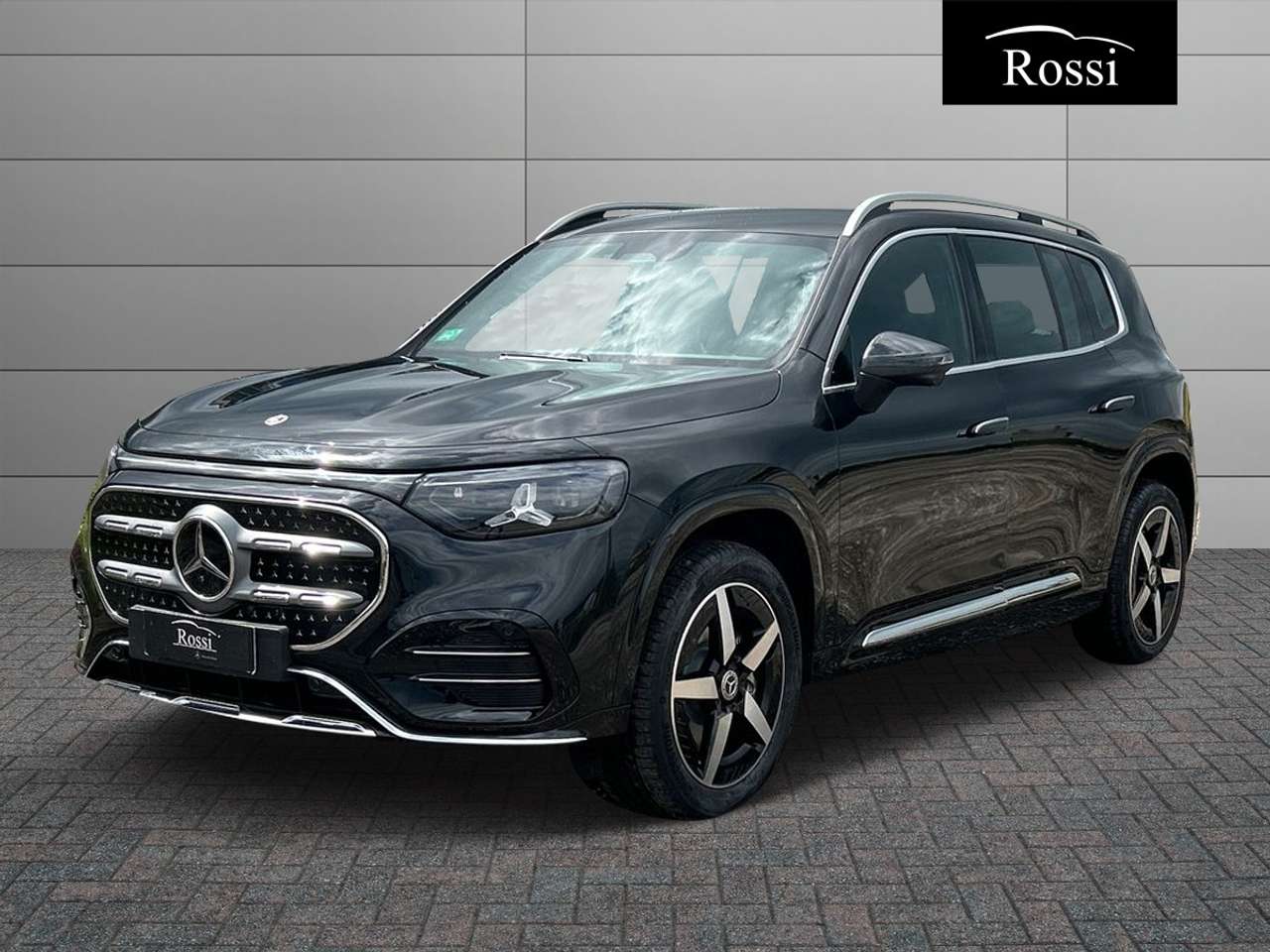 Mercedes-Benz GLB 250 + con tecnologia EQ