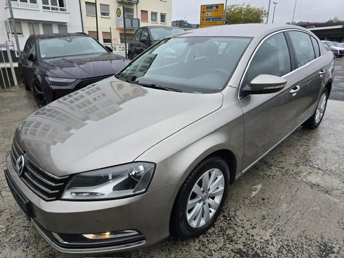 Volkswagen Passat Lim. Comfortline BlueMotion 1,4 TSI Braun - 1