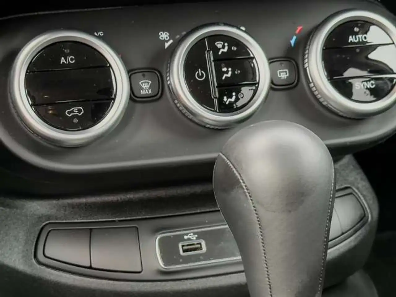 Fiat 500X 1.5 Hybrid - Automatic - 12.700km - Carplay - Cam. 17