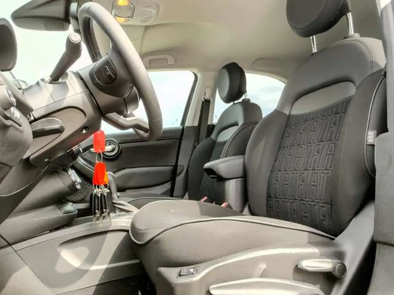 Fiat 500X 1.5 Hybrid - Automatic - 12.700km - Carplay - Cam. 20