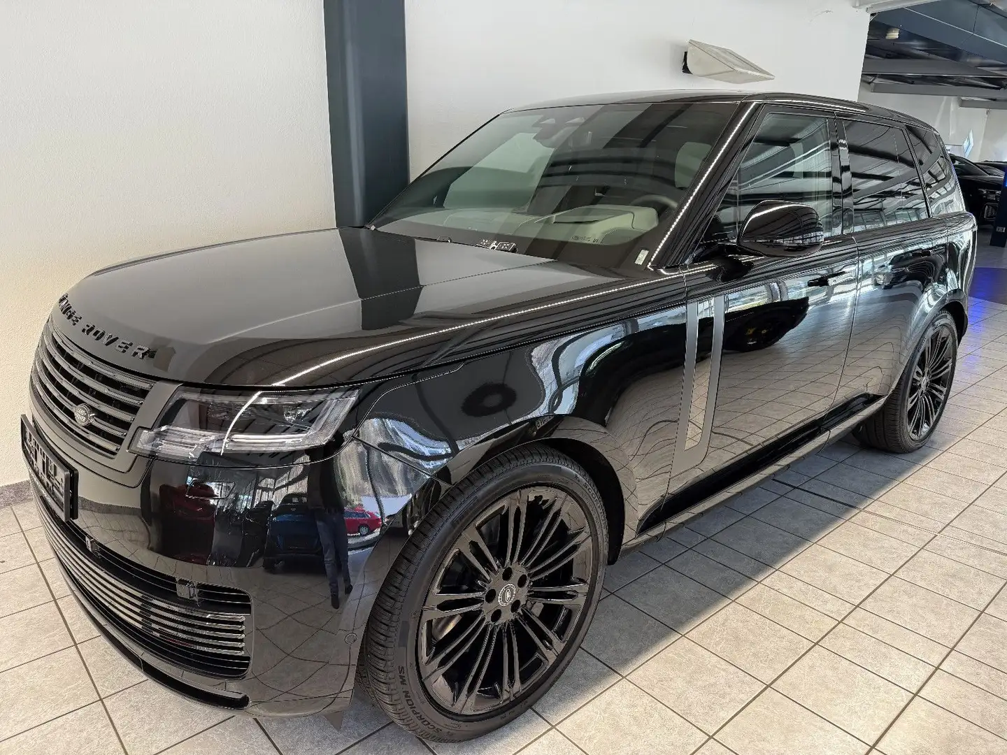 Land Rover Range Rover SV Schwarz - 1