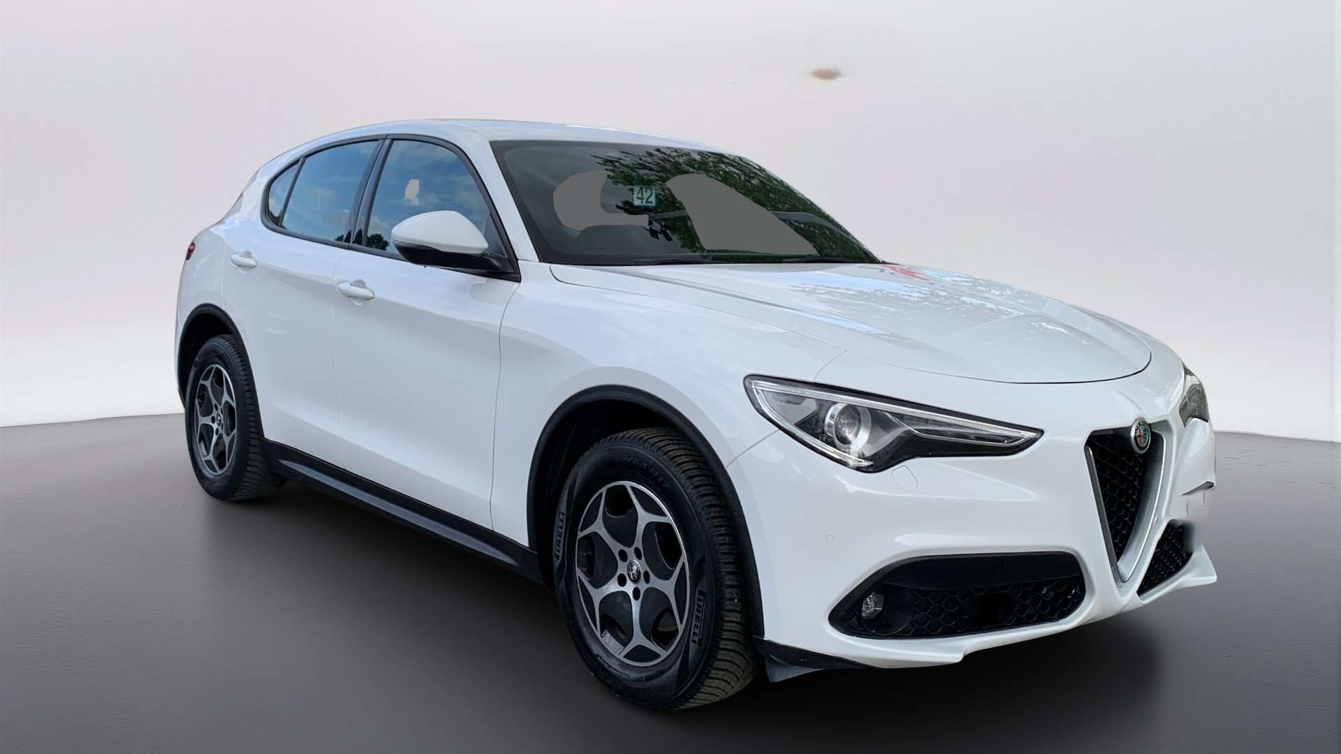 Alfa Romeo Stelvio - Immagine 5