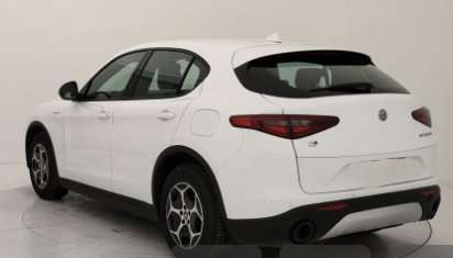 Alfa Romeo Stelvio - Immagine 3
