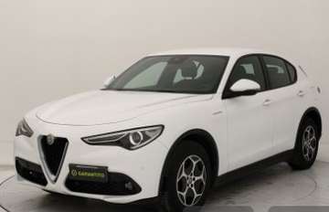 Stelvio 2.2 t Super Business Q4 190cv auto