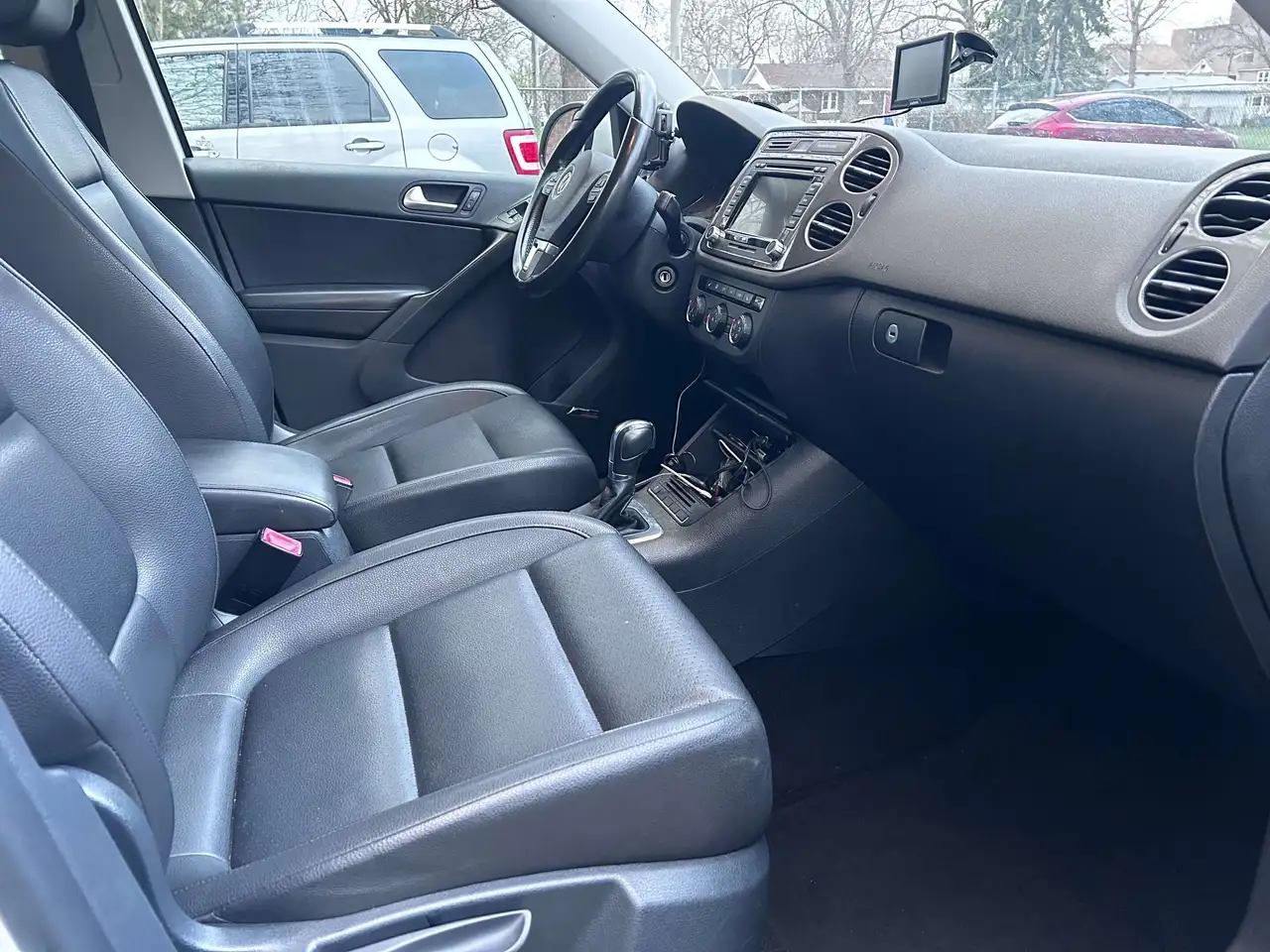 Volkswagen Tiguan снимка Volkswagen Tiguan