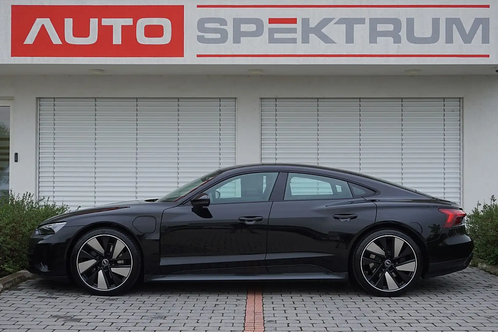 Audi e-tron GT quattro | € 605 mtl | Head Up | Sitzheizung ... Zwart - 2