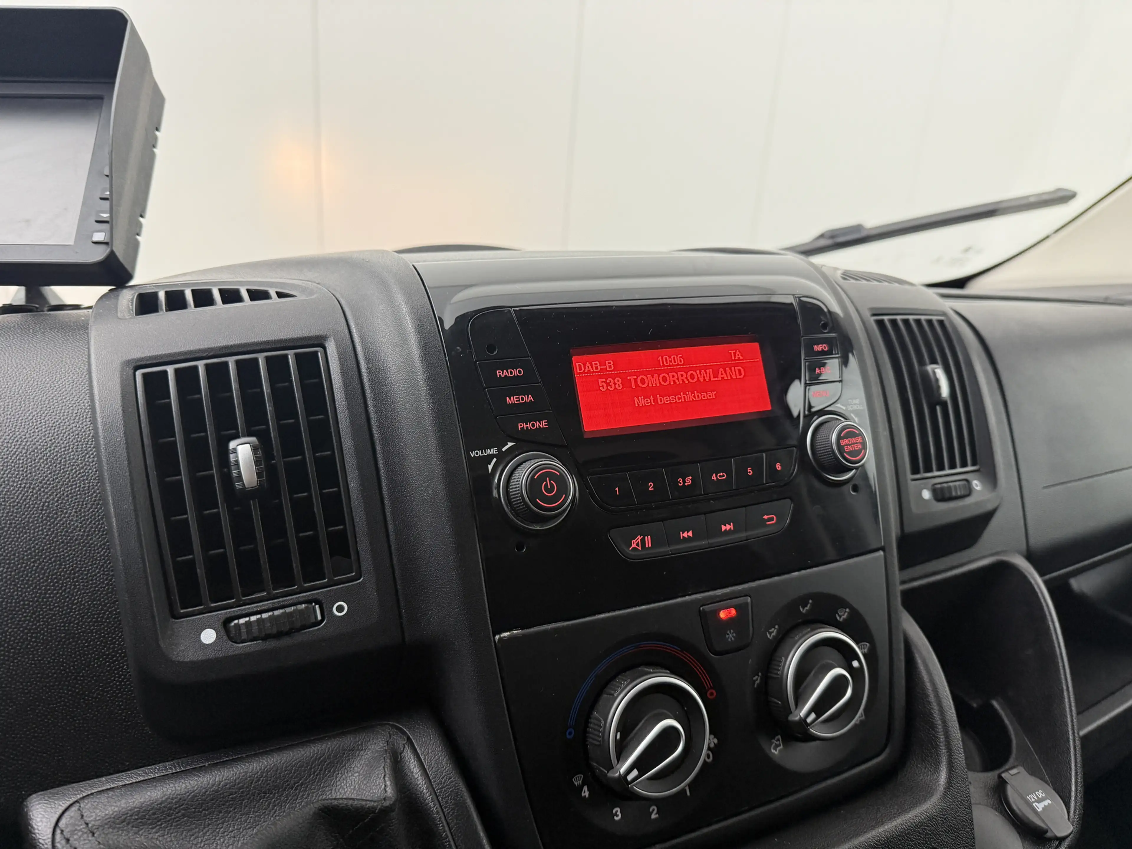 Opel Movano 165PK Zwaar Bakwagen+Laadklep | 2.35 Hoog | Dakspo — photo 17