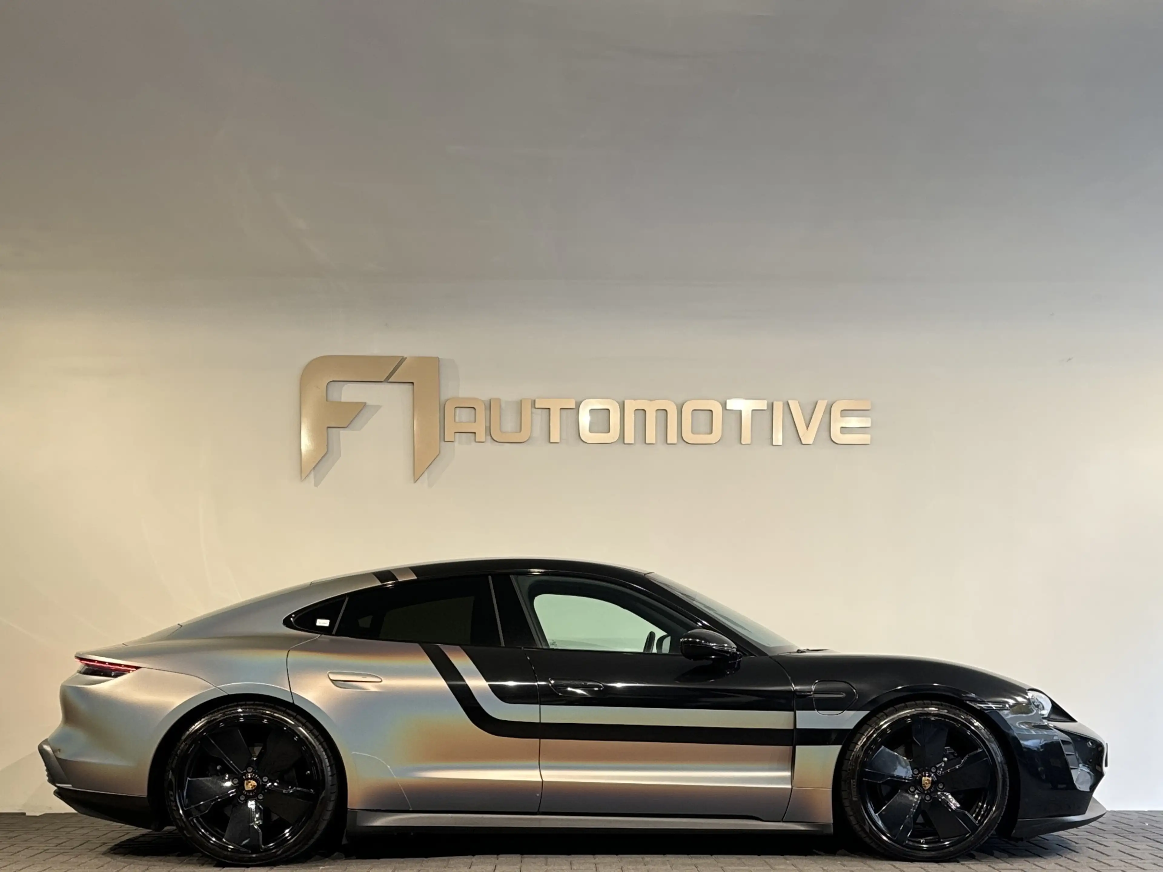 Porsche Taycan 4S Performance 84 kWh Pano|BTW|Keyless|Memory|Lift — photo 9