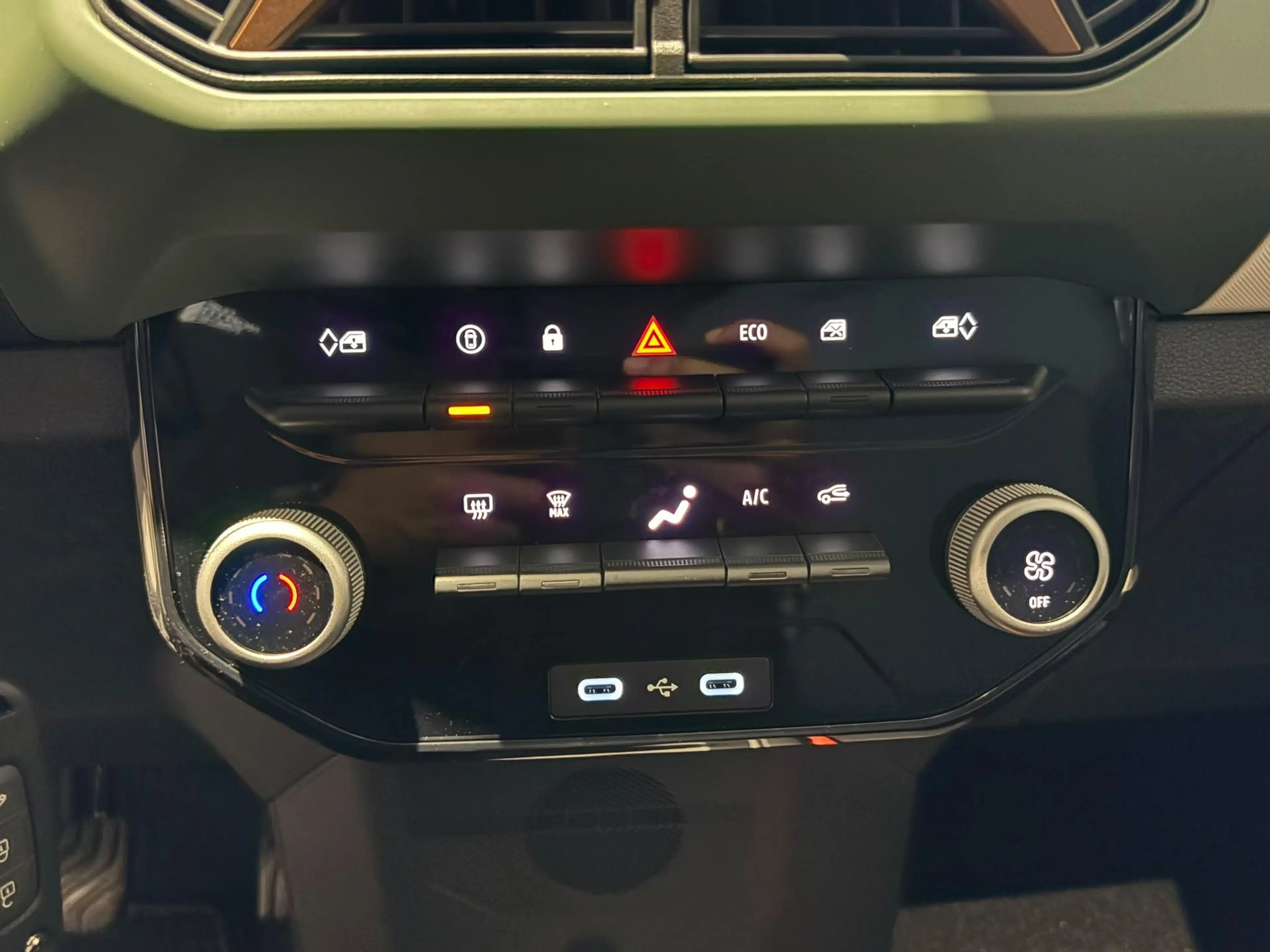 Dacia Spring Expression 70 24.3 kWh | Demo | Camera | Navigatie — photo 10