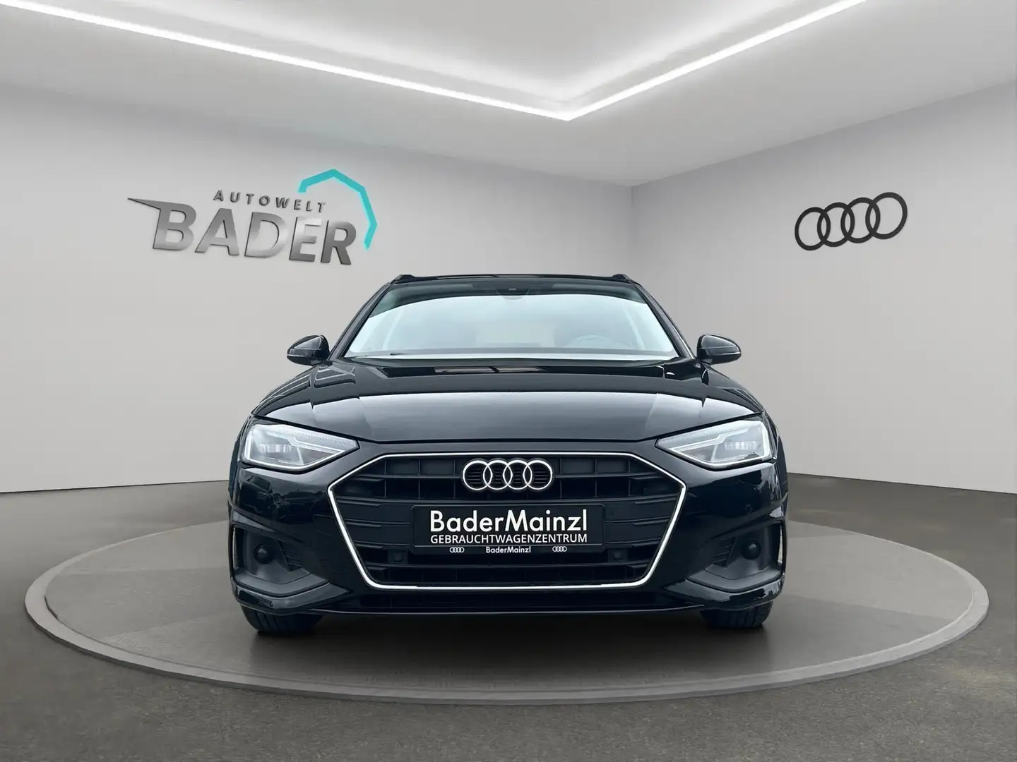 Audi A4 Avant 30 TDI Navi Schwarz - 2