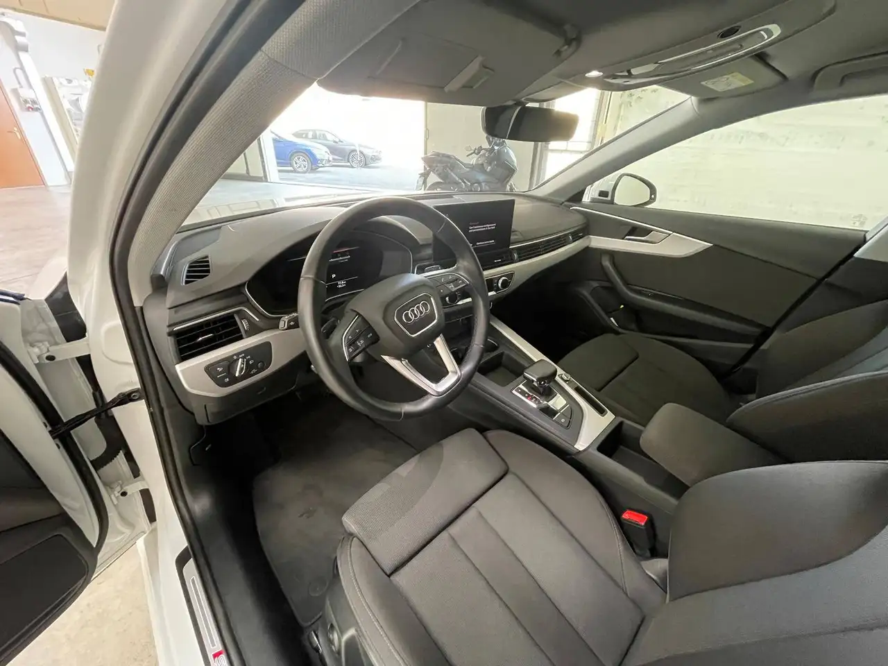 Audi A4 V 2019 Avant 35 2.0 tdi mhev S Line edition 163cv s-tronic, миниатюра 12
