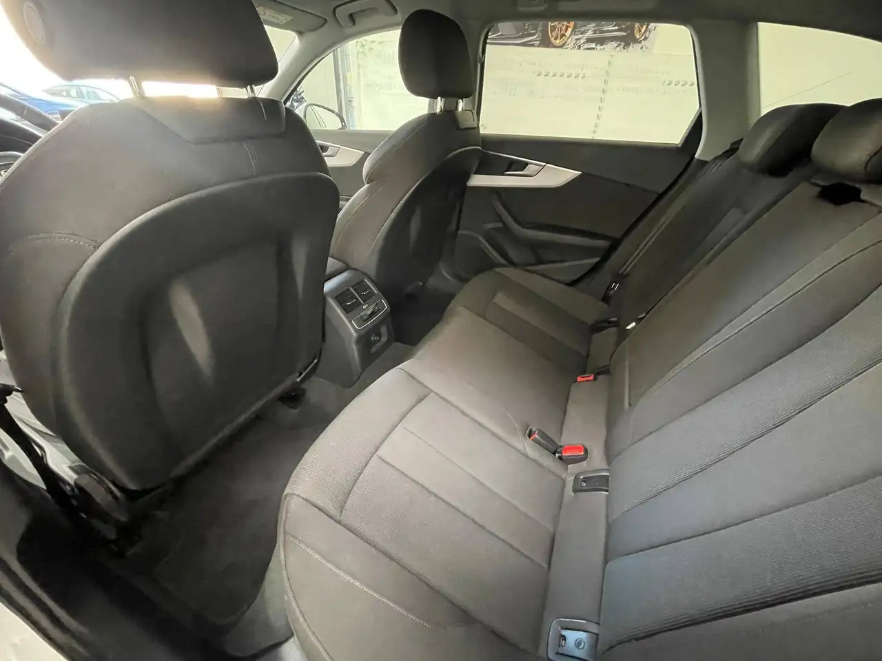 Audi A4 V 2019 Avant 35 2.0 tdi mhev S Line edition 163cv s-tronic, миниатюра 18