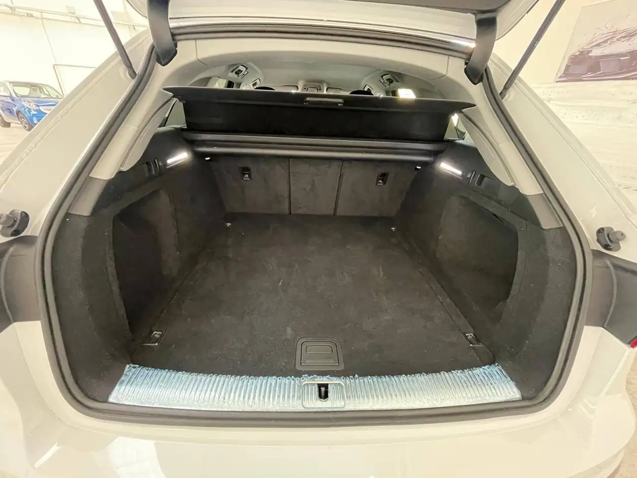 Audi A4 V 2019 Avant 35 2.0 tdi mhev S Line edition 163cv s-tronic, миниатюра 19