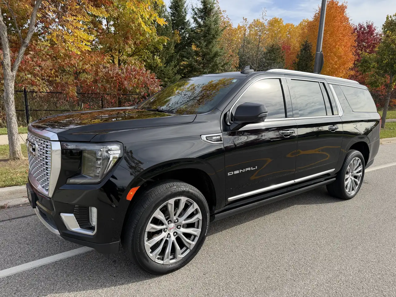 GMC Yukon снимка GMC Yukon