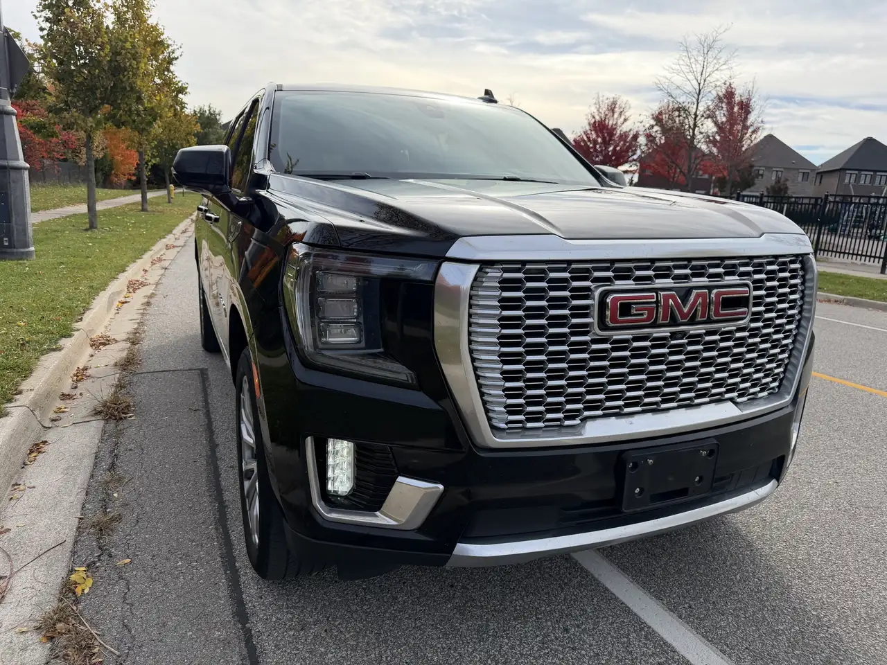 GMC Yukon снимка GMC Yukon