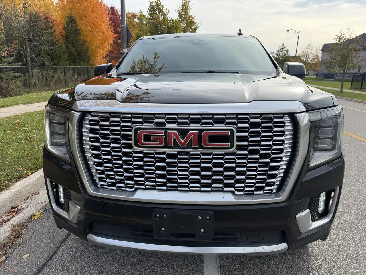 GMC Yukon снимка GMC Yukon