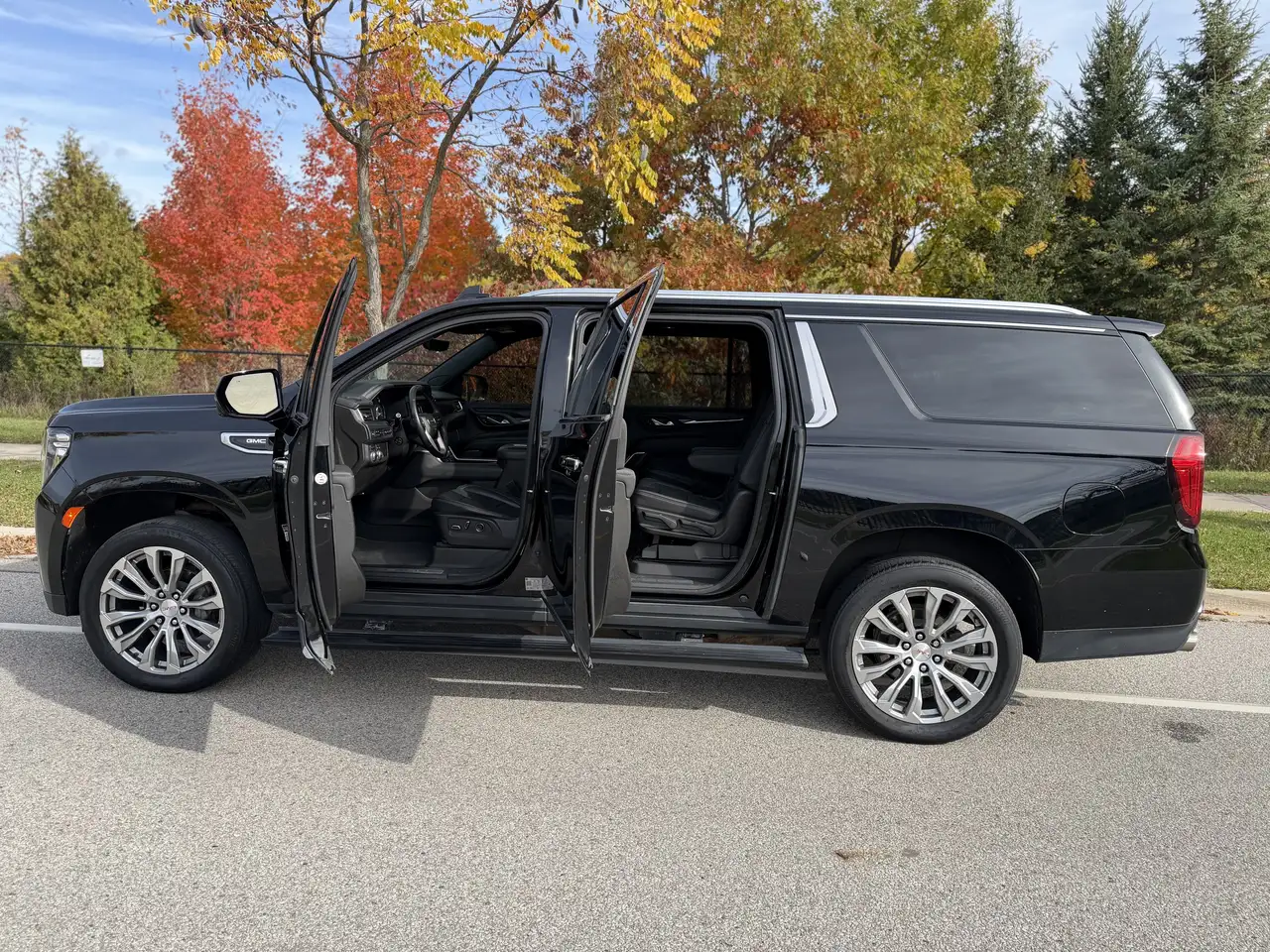 GMC Yukon снимка GMC Yukon