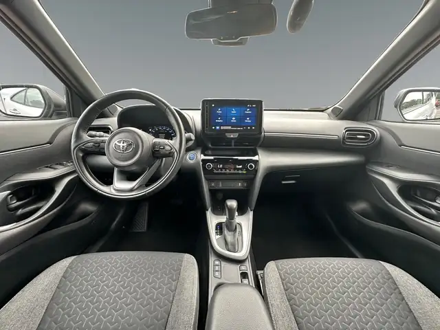 Toyota Yaris Cross view 11