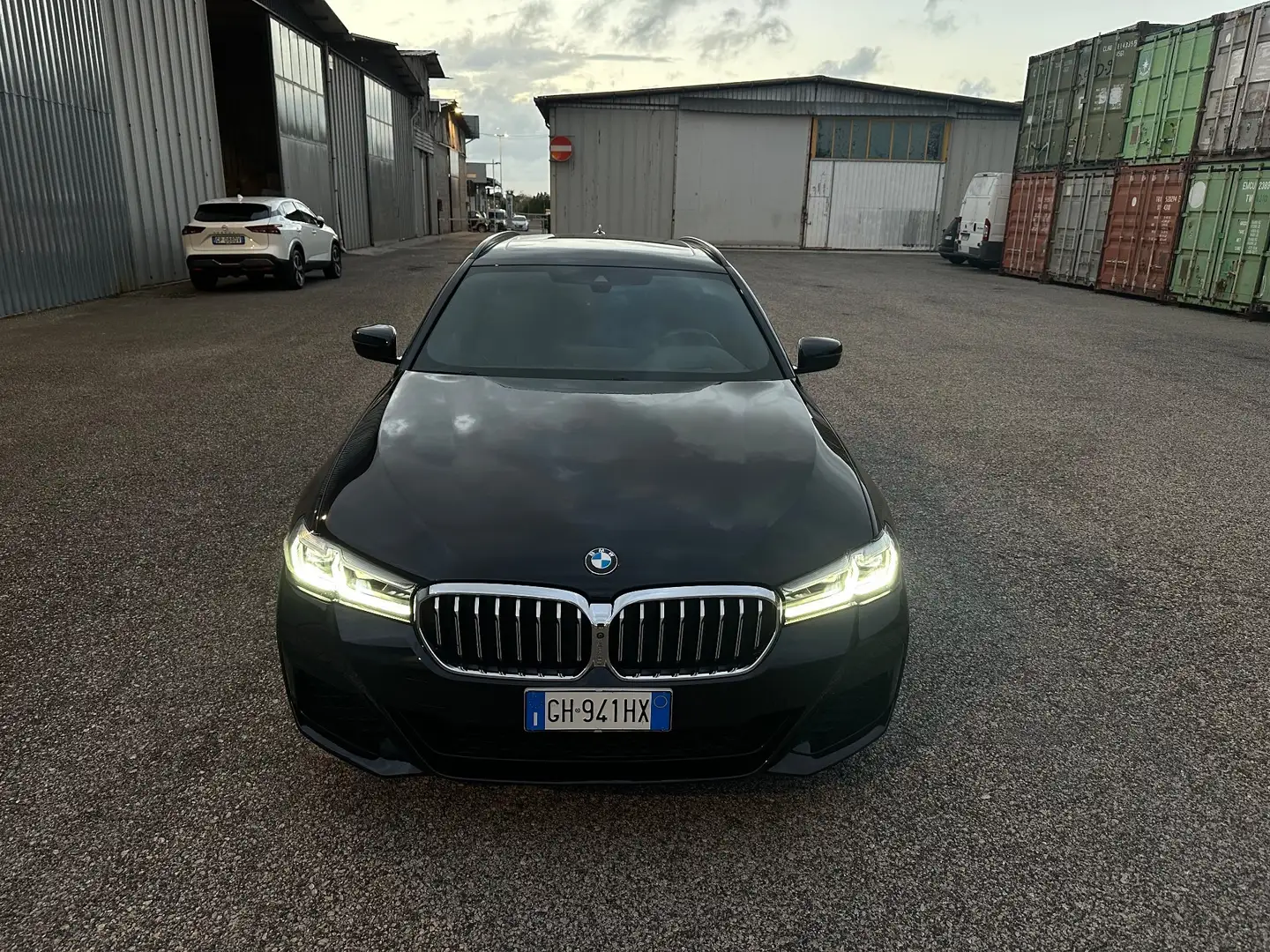 BMW 530 530e Touring Msport XDRIVE Nero - 2
