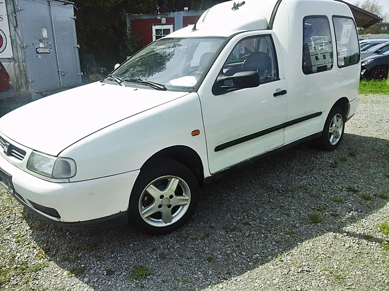 Volkswagen Caddy f. Rollstuhl /3 Sitze /m.Rampe /Behindertengerecht, foto 2