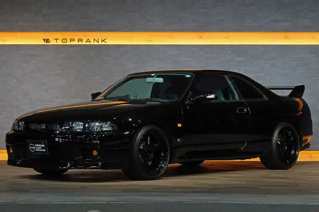 Nissan GT-R R33 GT-R