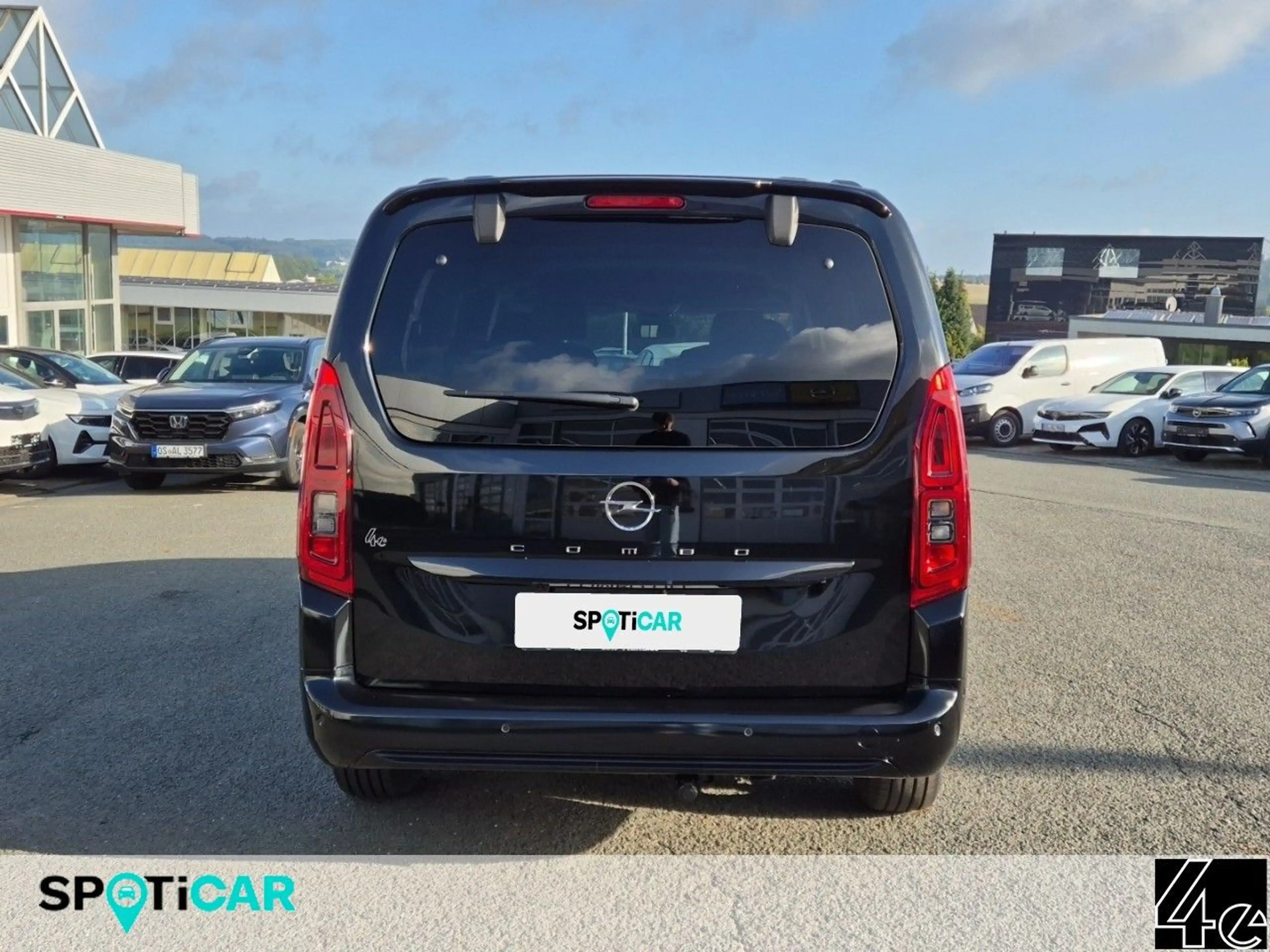 Opel Combo Life E 1.5 GS XL — photo 5