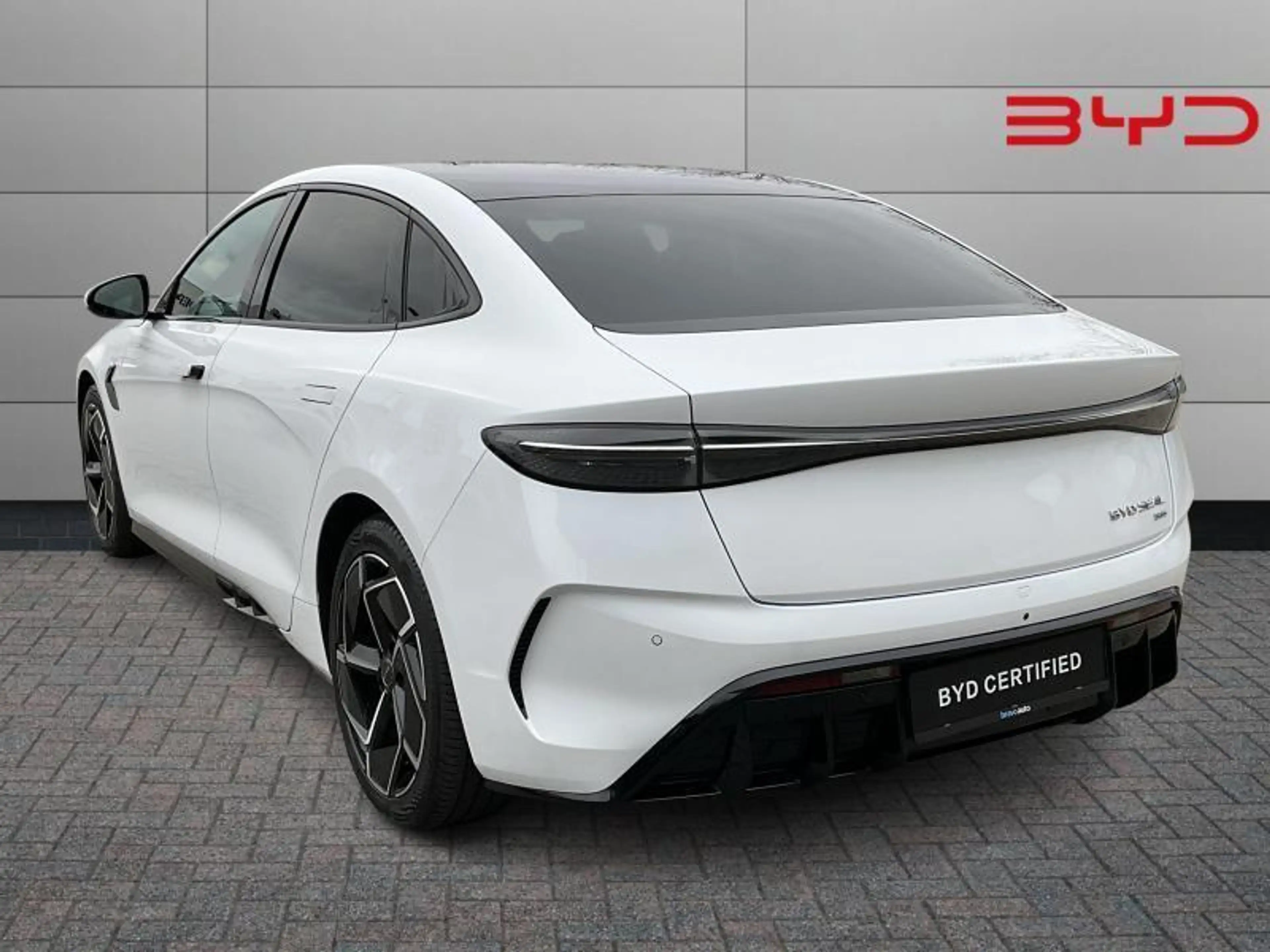 BYD Seal Excellence — photo 3