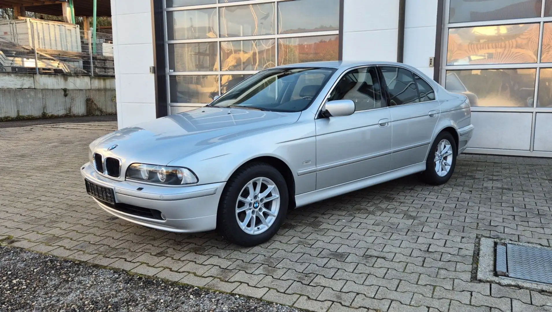 BMW 530 i Exclusive e39 Argent - 2