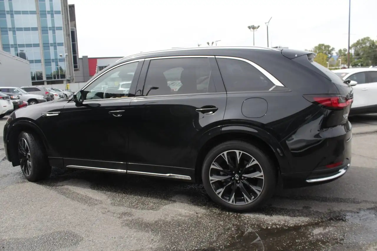 Mazda CX-90 PHEV снимка Mazda CX-90 PHEV
