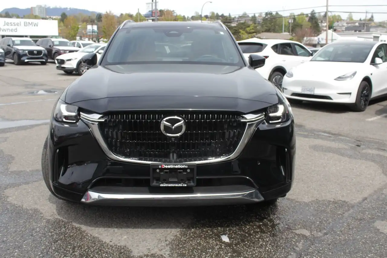 Mazda CX-90 PHEV снимка Mazda CX-90 PHEV