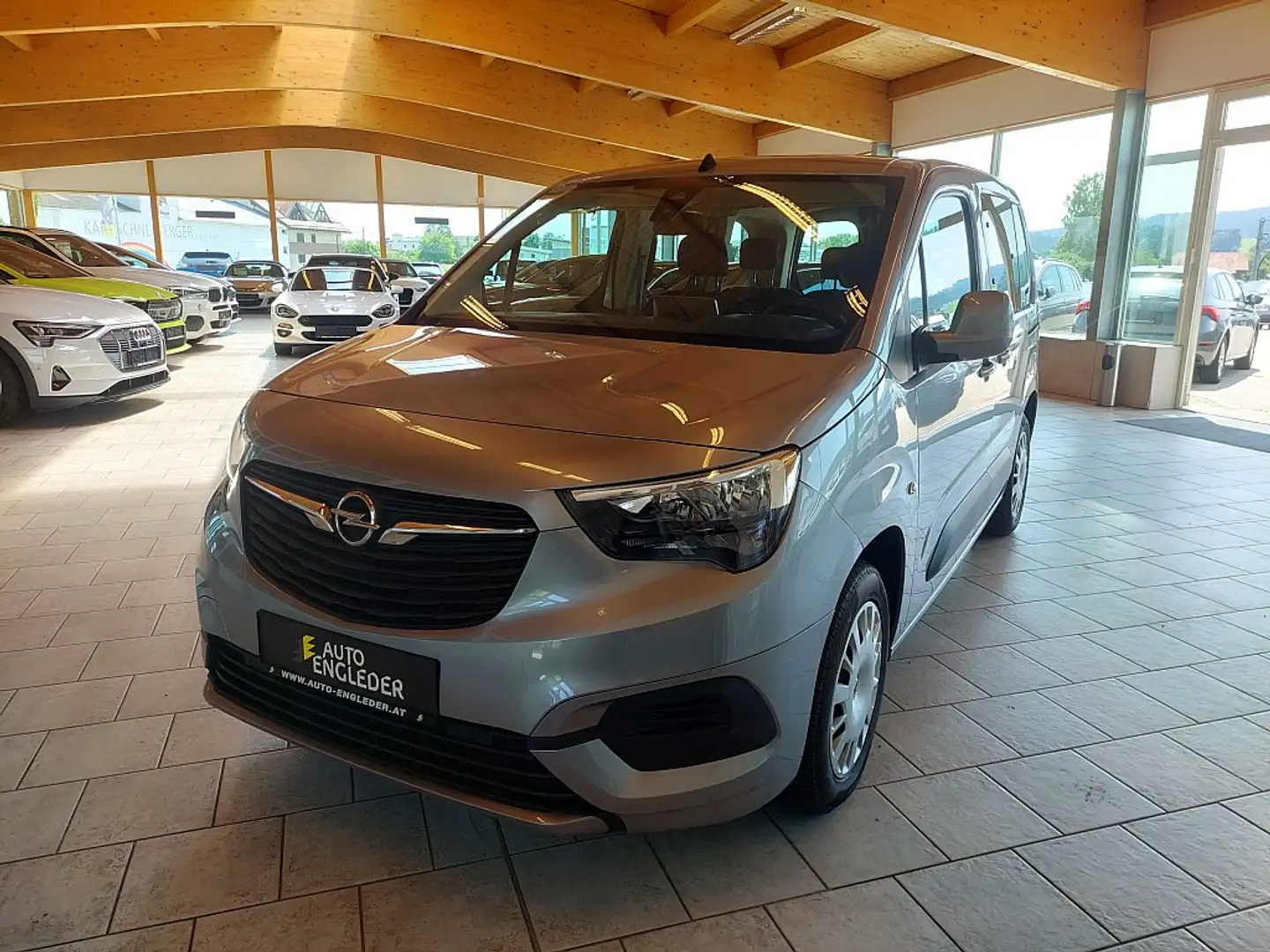 Opel Combo Life 1,5 CDTI BlueInj. L L1H1 Innovation S/S Gris - 2