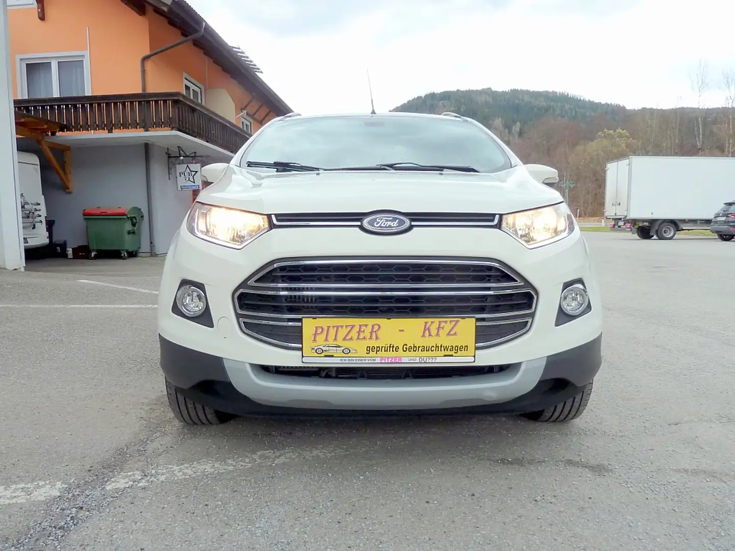 Ford EcoSport 1,5 TDCi Titanium Weiß - 1