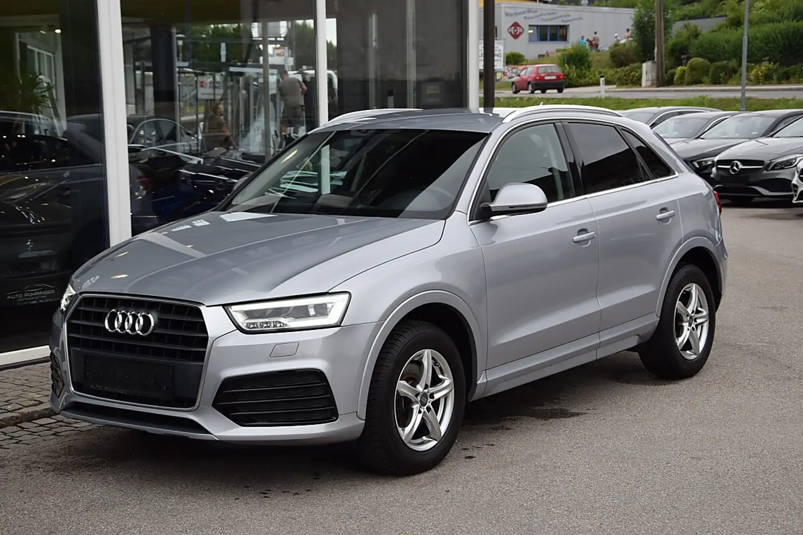 Audi Q3 1.4 TFSI sport COD Silber - 2