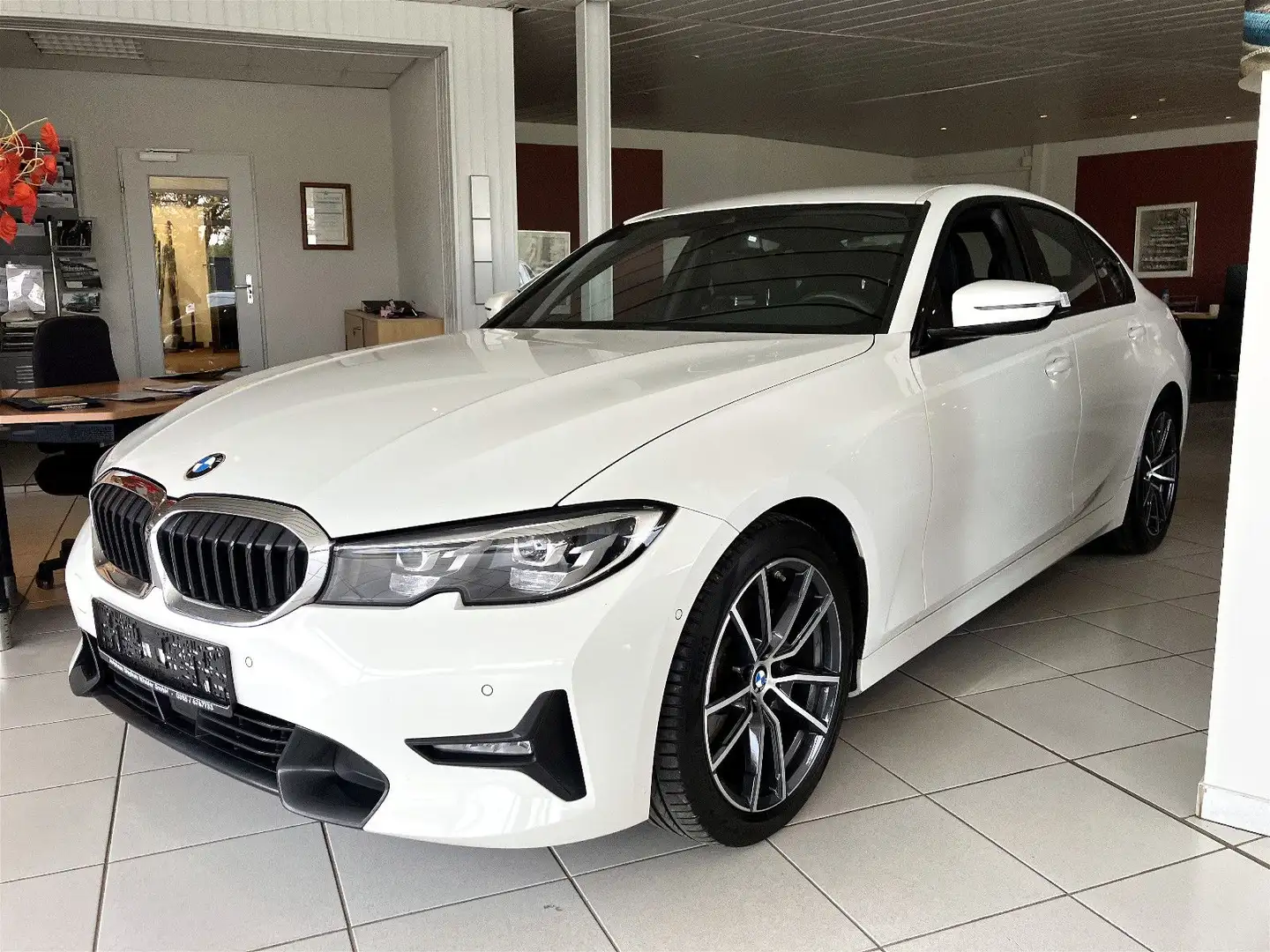 BMW 320 d Sport Line/ACC/HarmanKardon/Akustikglas/DAB Blanc - 1