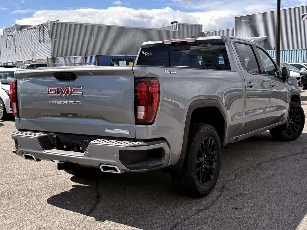 GMC Sierra 1500 снимка GMC Sierra 1500