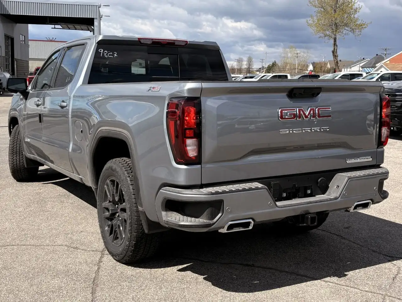 GMC Sierra 1500 снимка GMC Sierra 1500