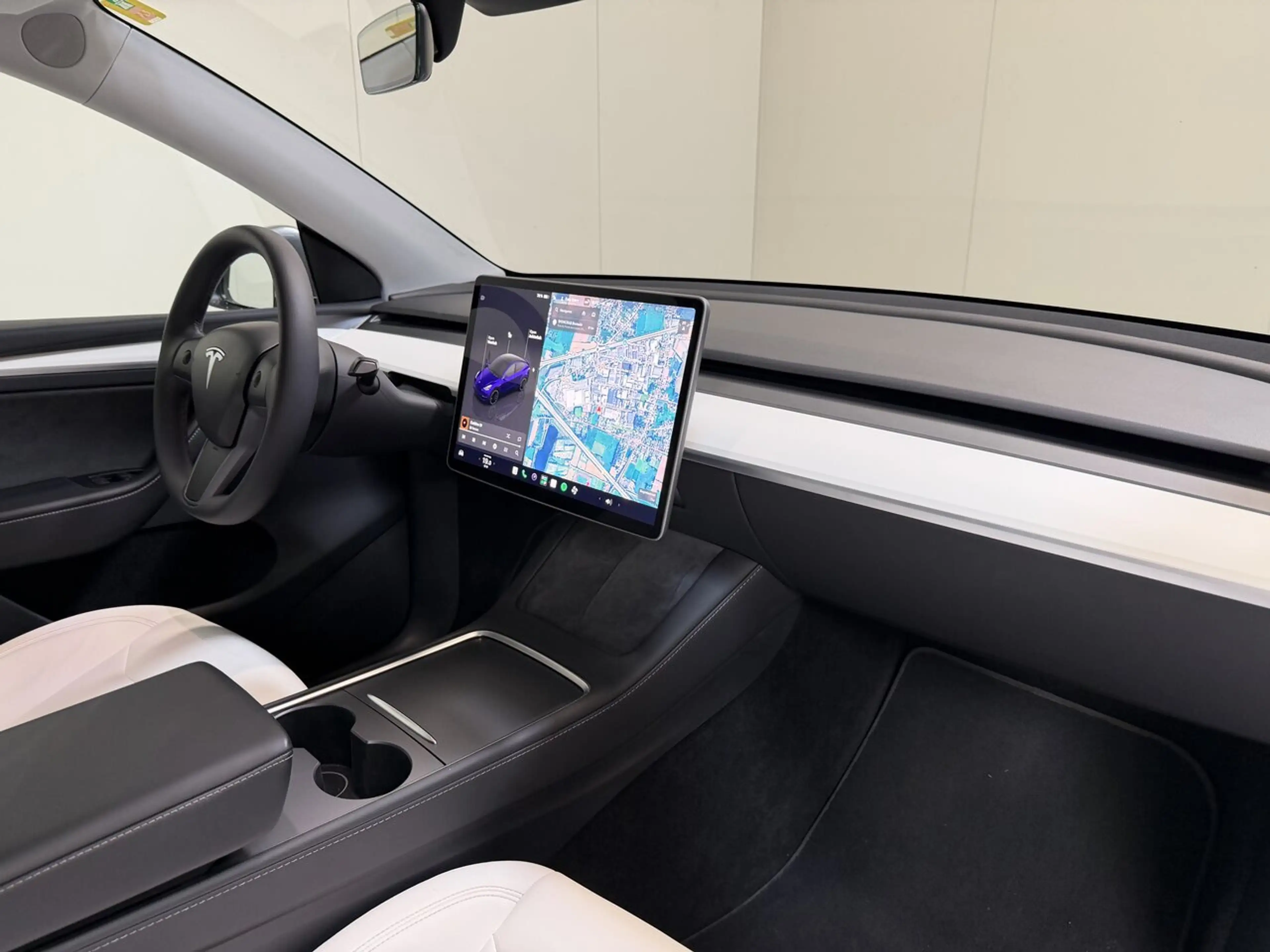 Tesla Model Y Long Range Dual Motor - Performance - SoH 93,3%... — photo 13