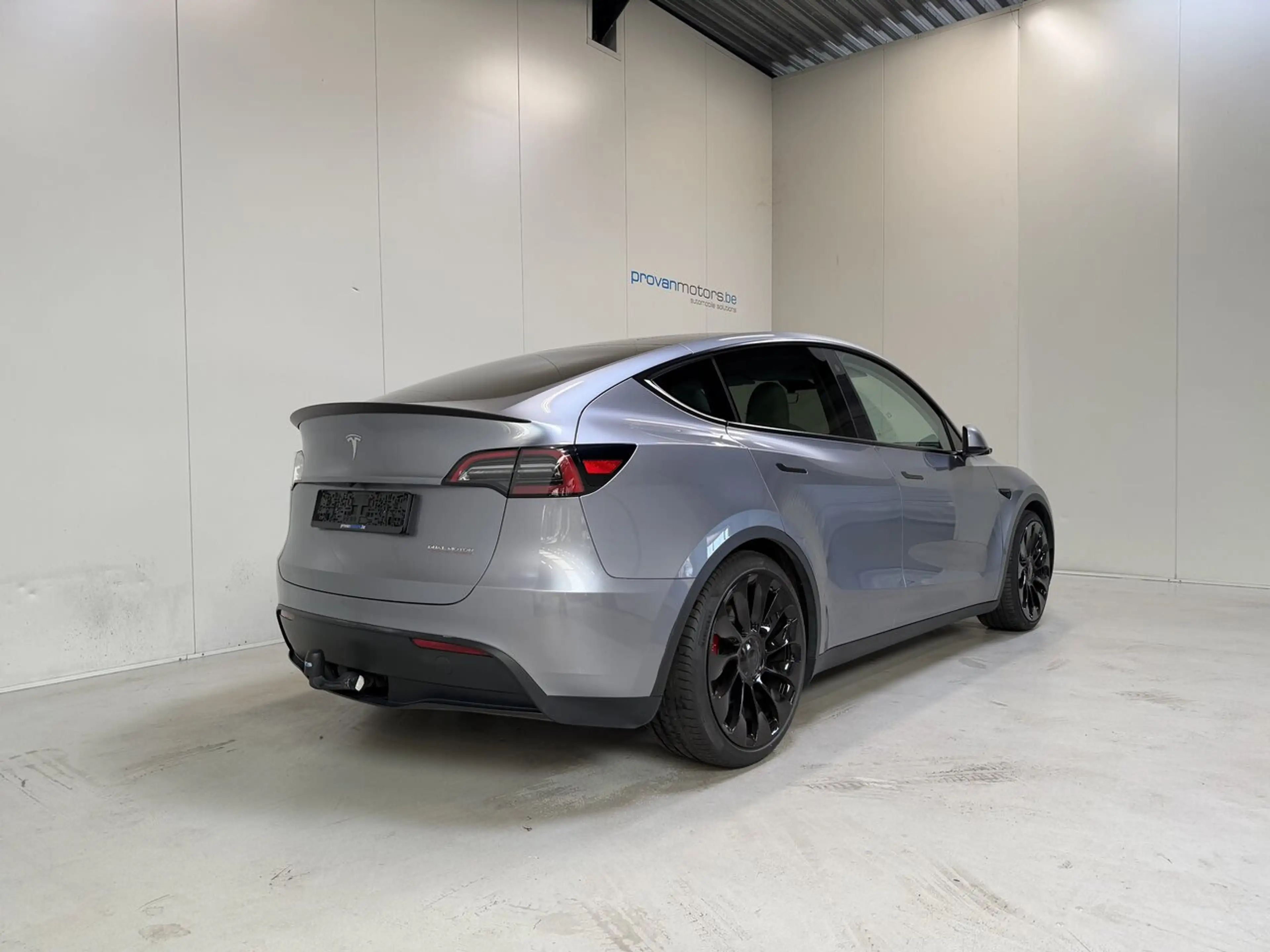 Tesla Model Y Long Range Dual Motor - Performance - SoH 93,3%... — photo 3