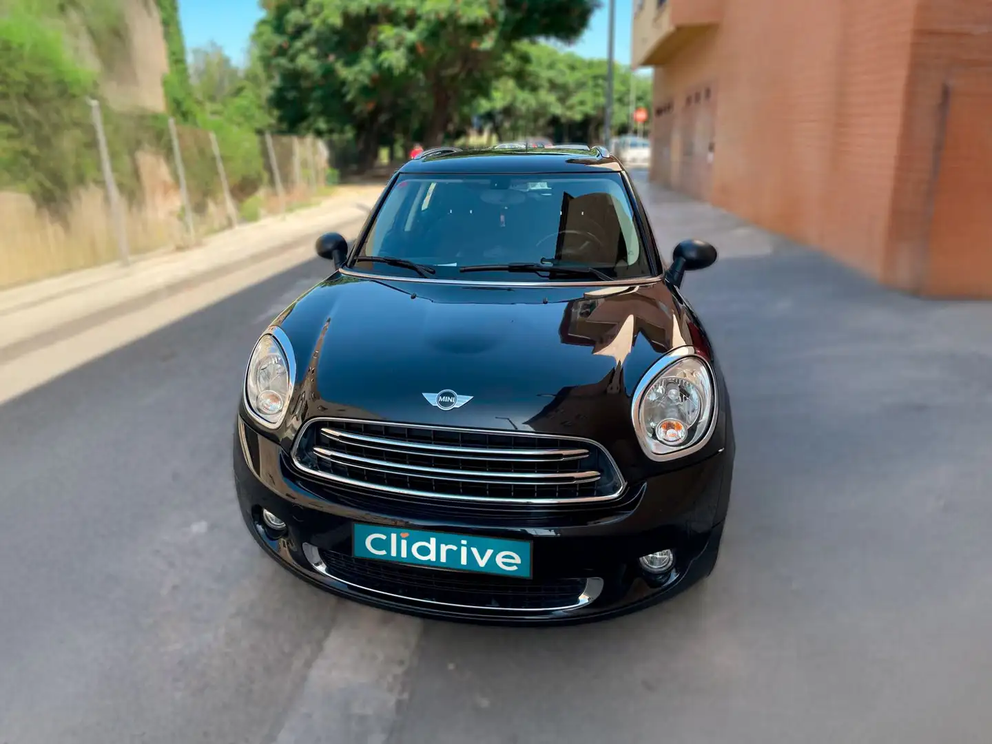 MINI One Countryman D Černá - 2