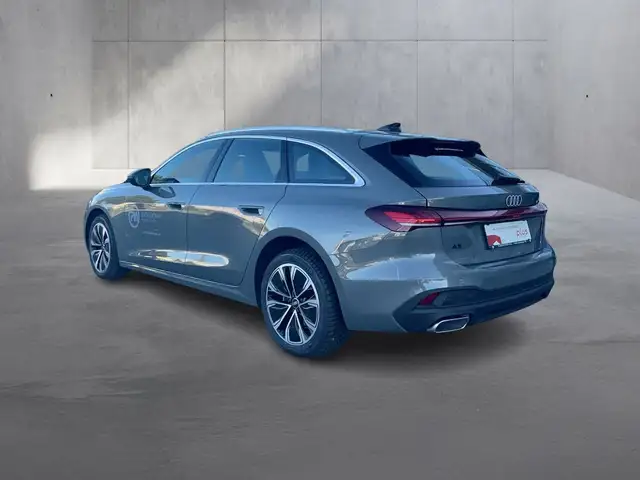 Audi A5 view 3