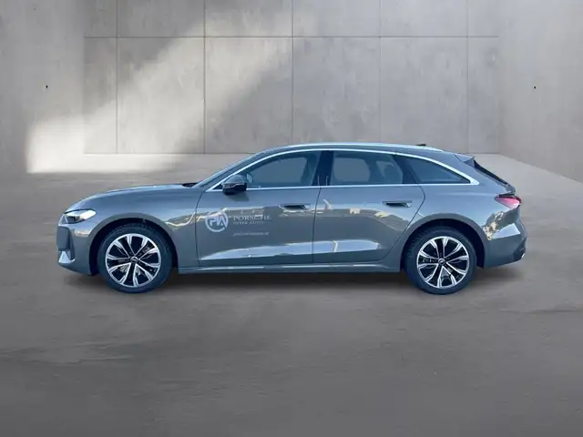 Audi A5 view 2