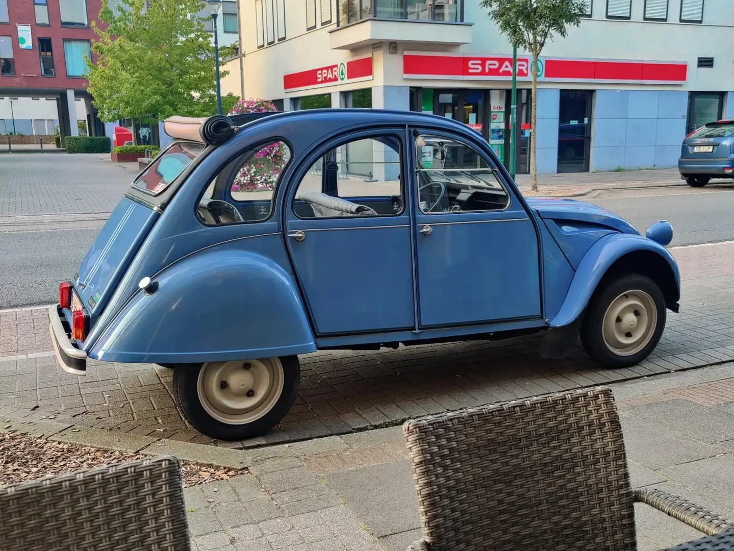 Citroen 2CV 2CV 2 CV 6 spécial Modrá - 1