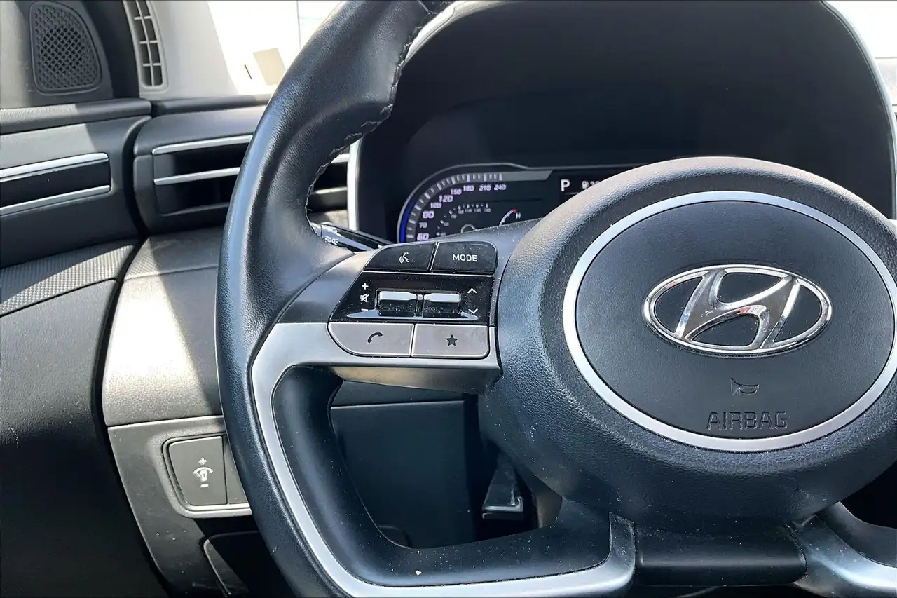 Hyundai TUCSON снимка Hyundai TUCSON