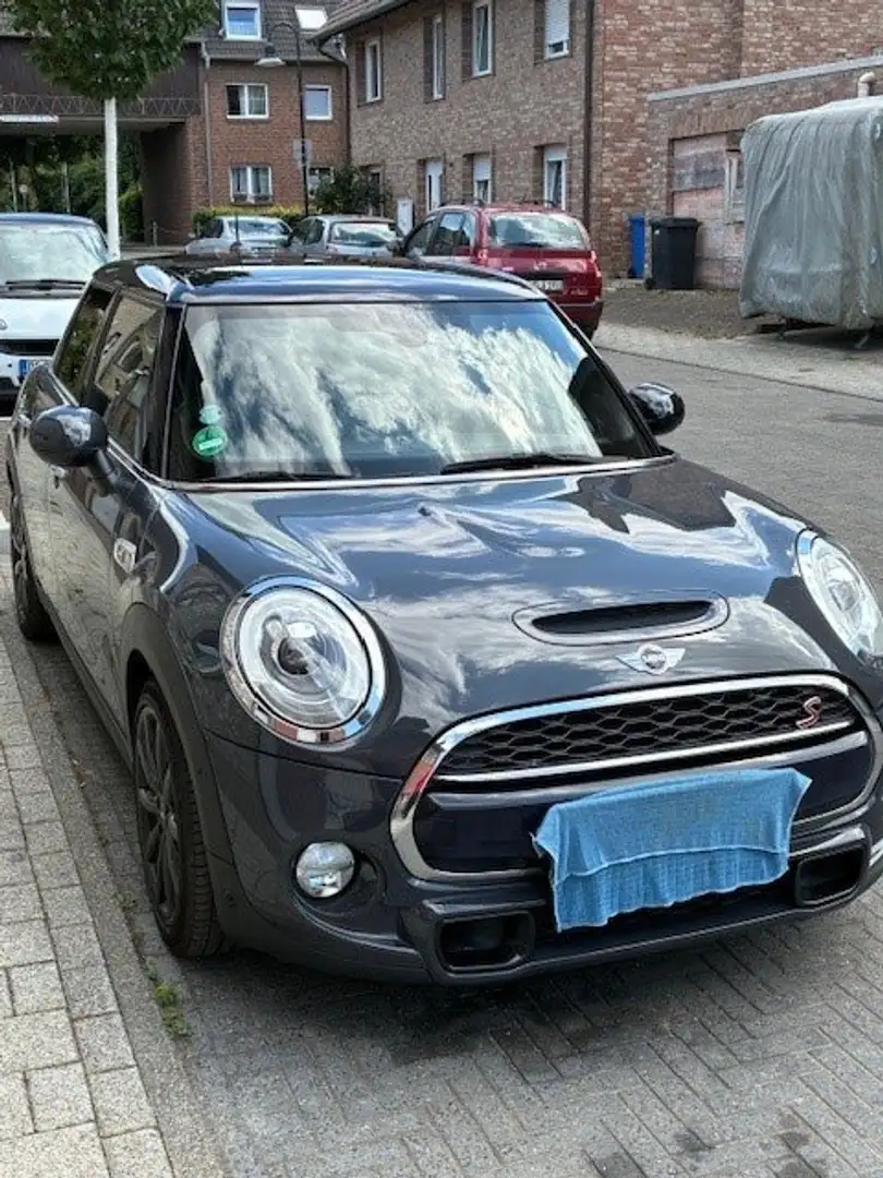 MINI Cooper SD MINI 5-TÜRER Diesel Sport-Aut. Grau - 1