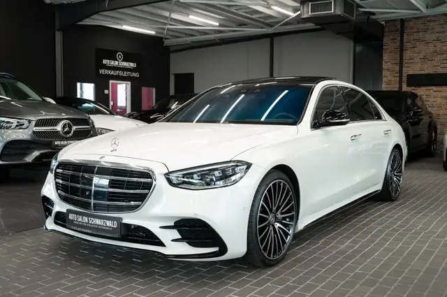 Mercedes-Benz S-Class view 2