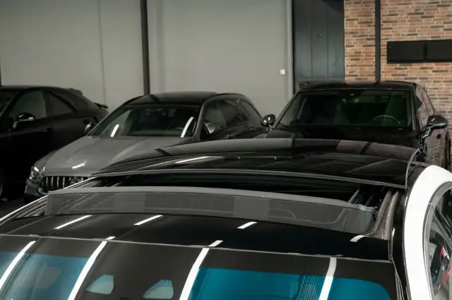 Mercedes-Benz S-Class view 4